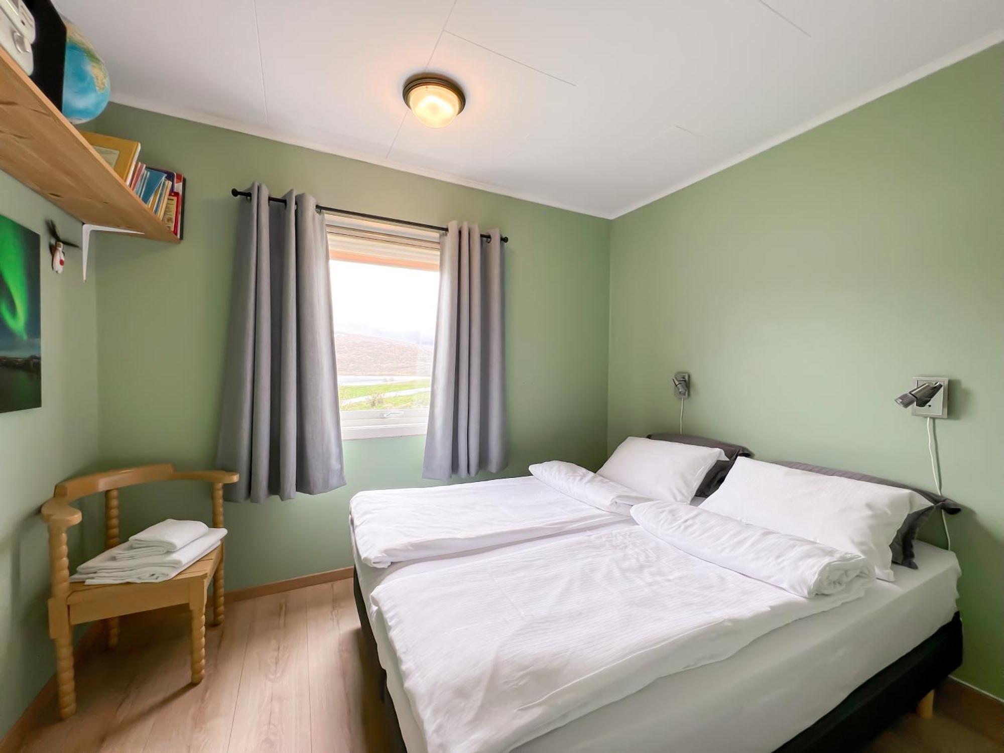 Midt I Lofoten Alstad  Luaran gambar
