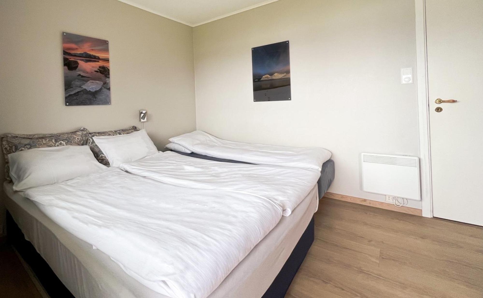 Midt I Lofoten Alstad  Luaran gambar